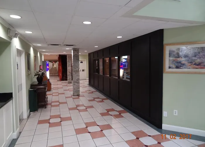 Days Inn By Wyndham Columbus East Airport